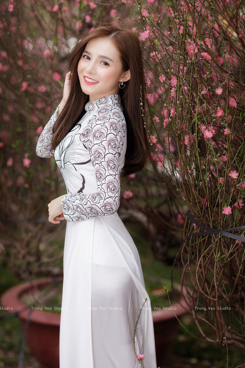 重铸中场王权，德布劳内爆发引领新西兰，以古典骑士之姿强势拿下现代红牛